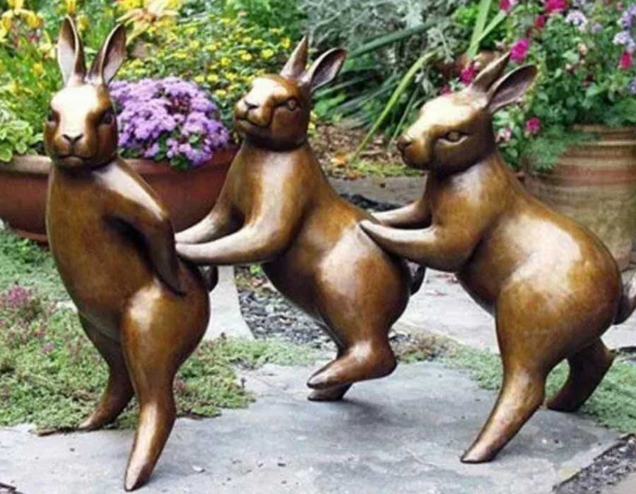 Bronze Animal Sculpture Metal Rabbit Sculpture