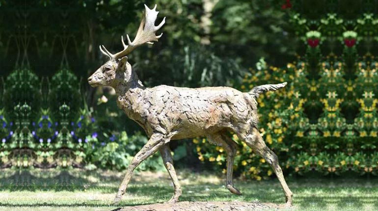 bonnie sculpture-Bronze Deer Sculpture770x430