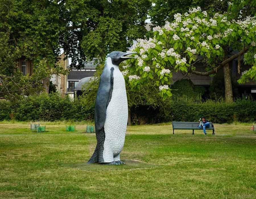 bonnie sculpture-Bronze&Resin Animal Sculpture Penguin Sculpture