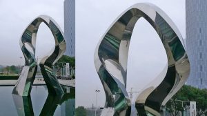 bonnie sculpture-Metal Sculpture Outdoor Stainless Steel Sculpture Hand Sculpture770x430