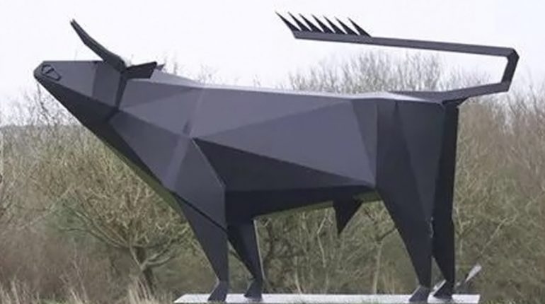 bonnie sculpture-Stainless Steel Animal Sculpture Metal Bull Sculpture