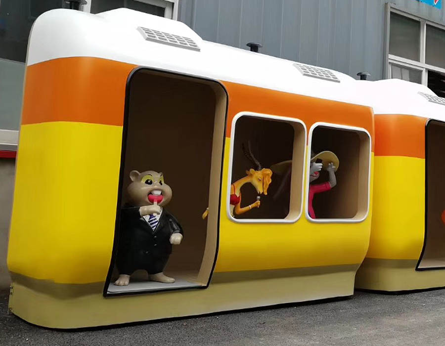 bonniesculpture-Resin Fiber Cartoon Train Sculpture